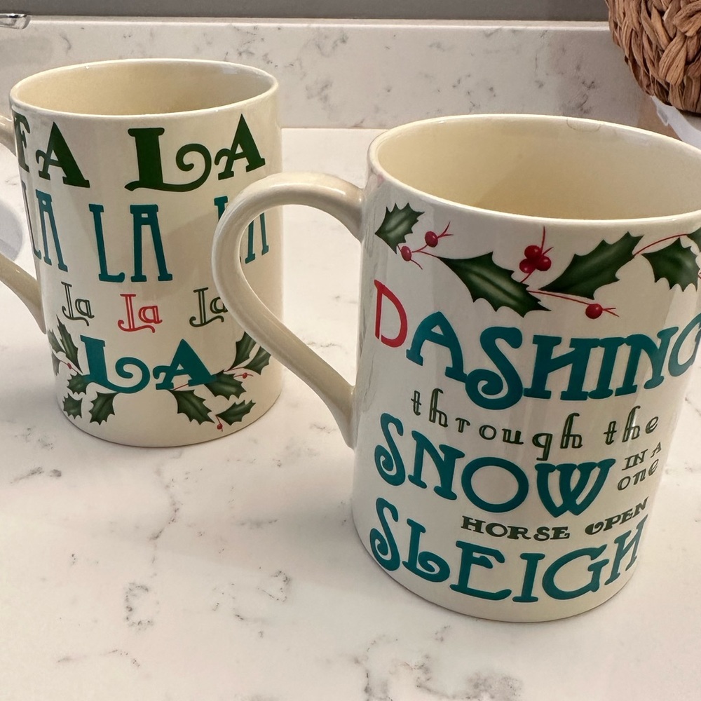 Lenox Color Change Mugs - Dashing Through the Snow and Fa La La La EUC